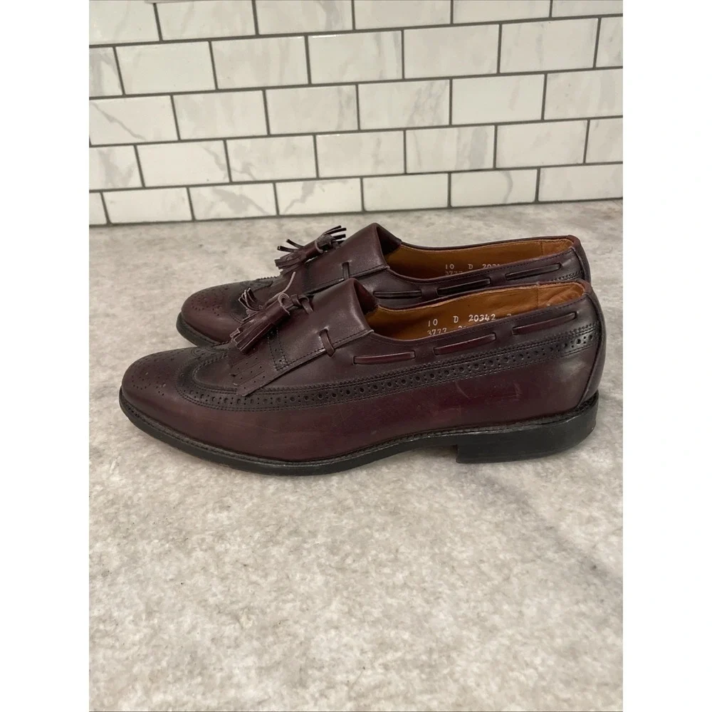Allen Edmonds Shoes Mens 10 Brown Burgundy Arlington Leather Wingtip Oxford USA
